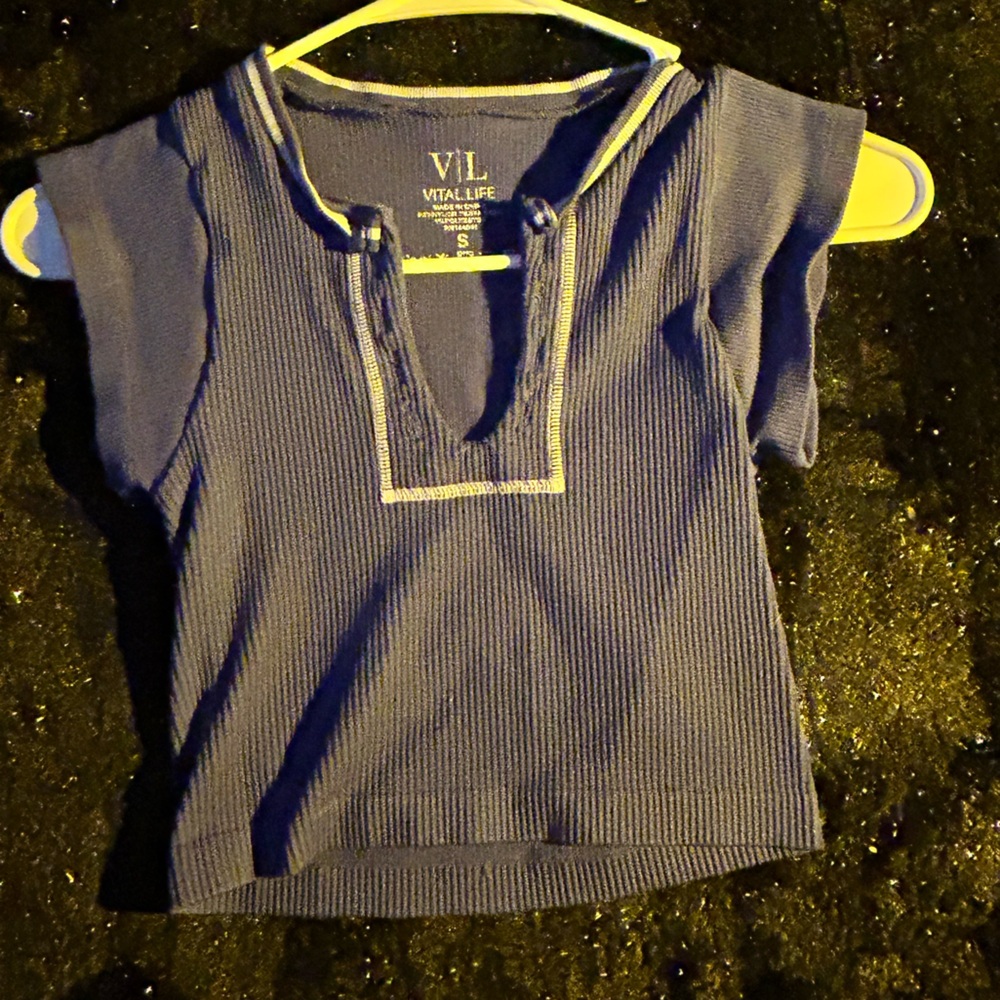 Urban outfitters look alike top